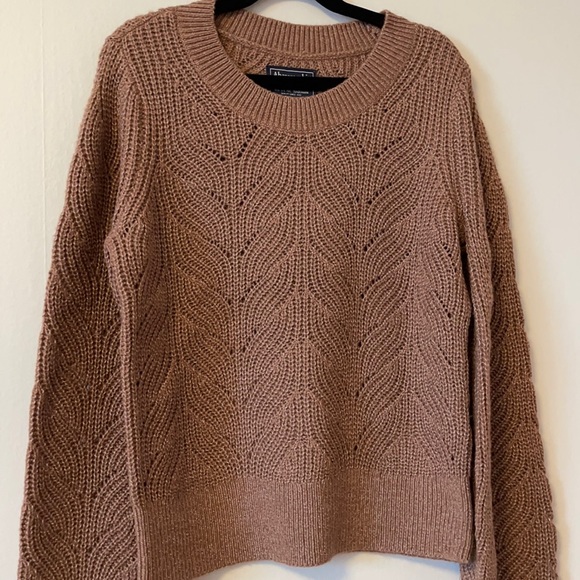 Beautiful cropped sweater - Picture 3 of 3